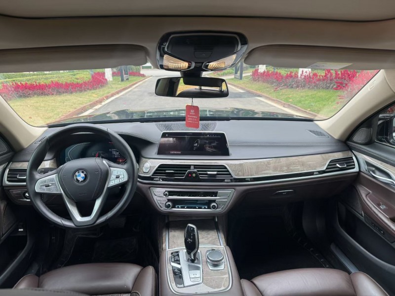 枣庄22年宝马7系6