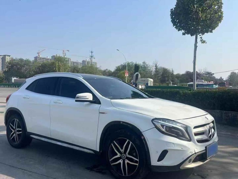 菏泽17年奔驰GLA2