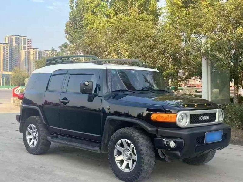 菏泽20年丰田兰德酷路泽3