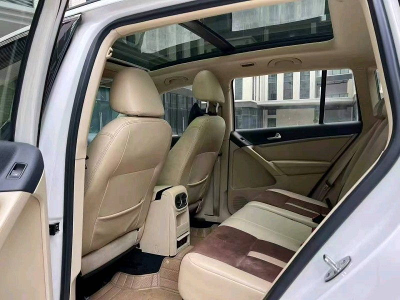 广州15年大众途观7