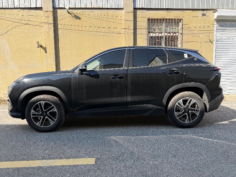 青岛25年奇瑞捷途3