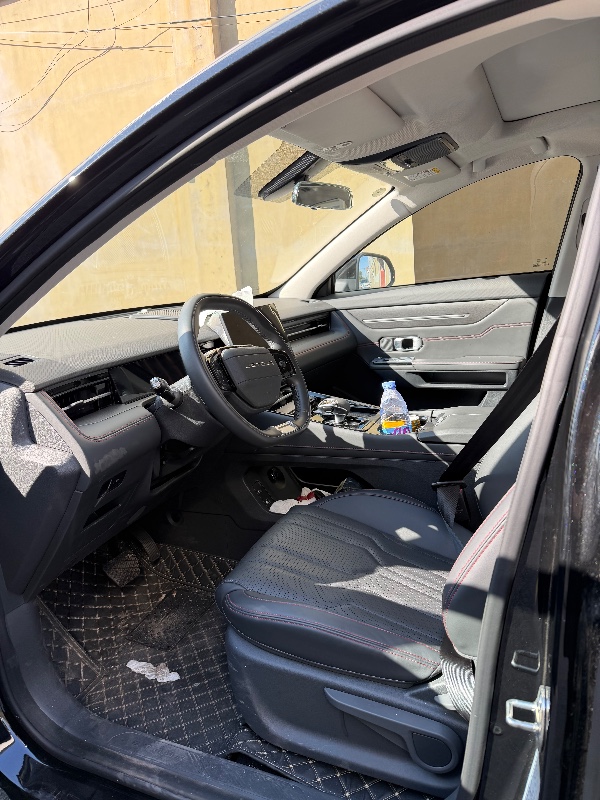 青岛25年奇瑞捷途5