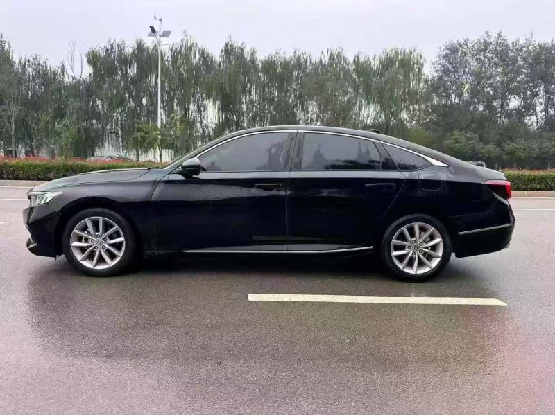 枣庄23年本田雅阁7