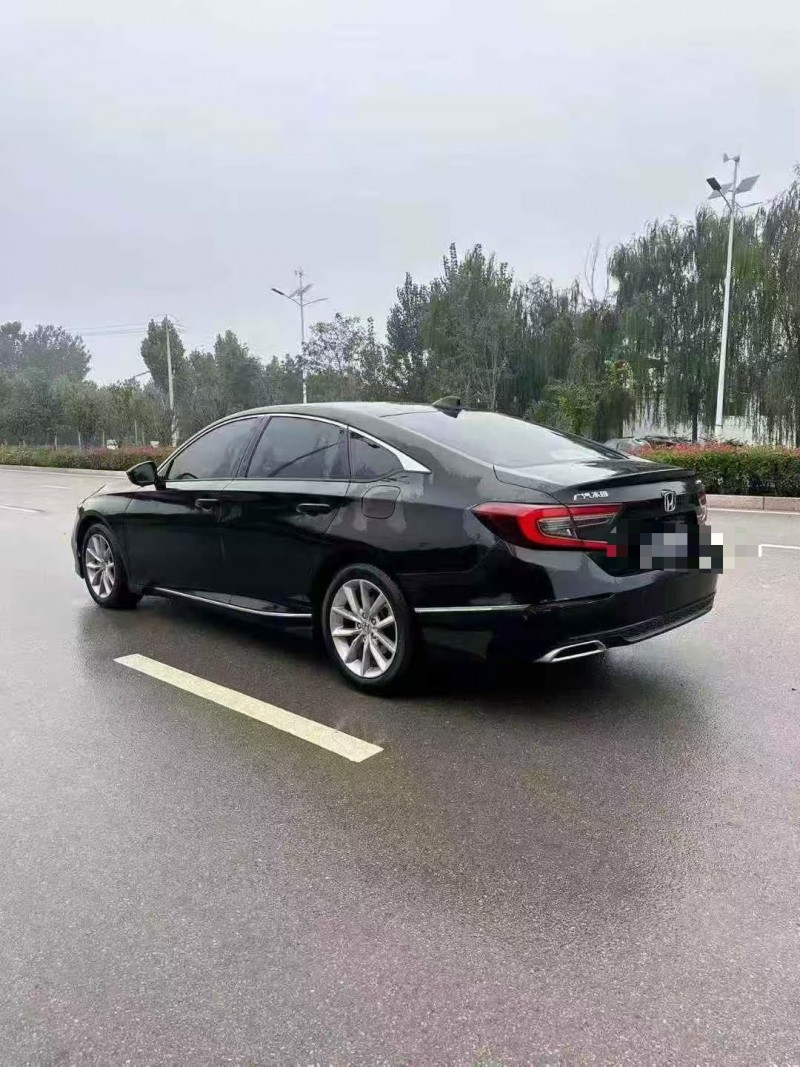 枣庄23年本田雅阁8