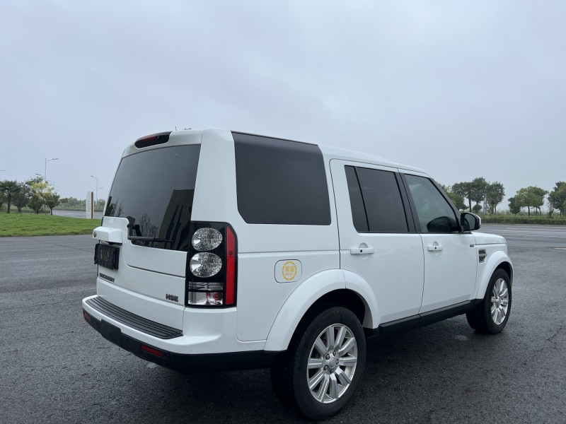 盐城15年路虎发现8