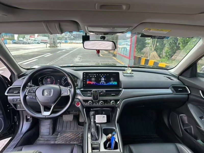 广州23年本田雅阁6