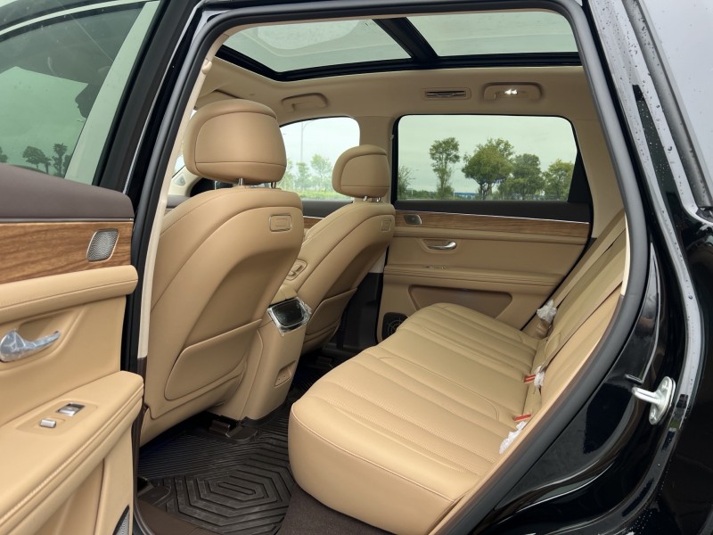 盐城25年华为智选问界5