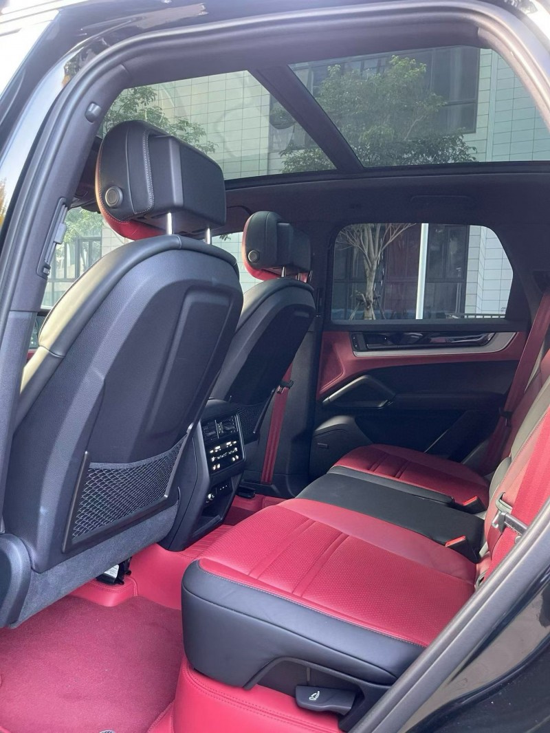 珠海24年保时捷卡宴7