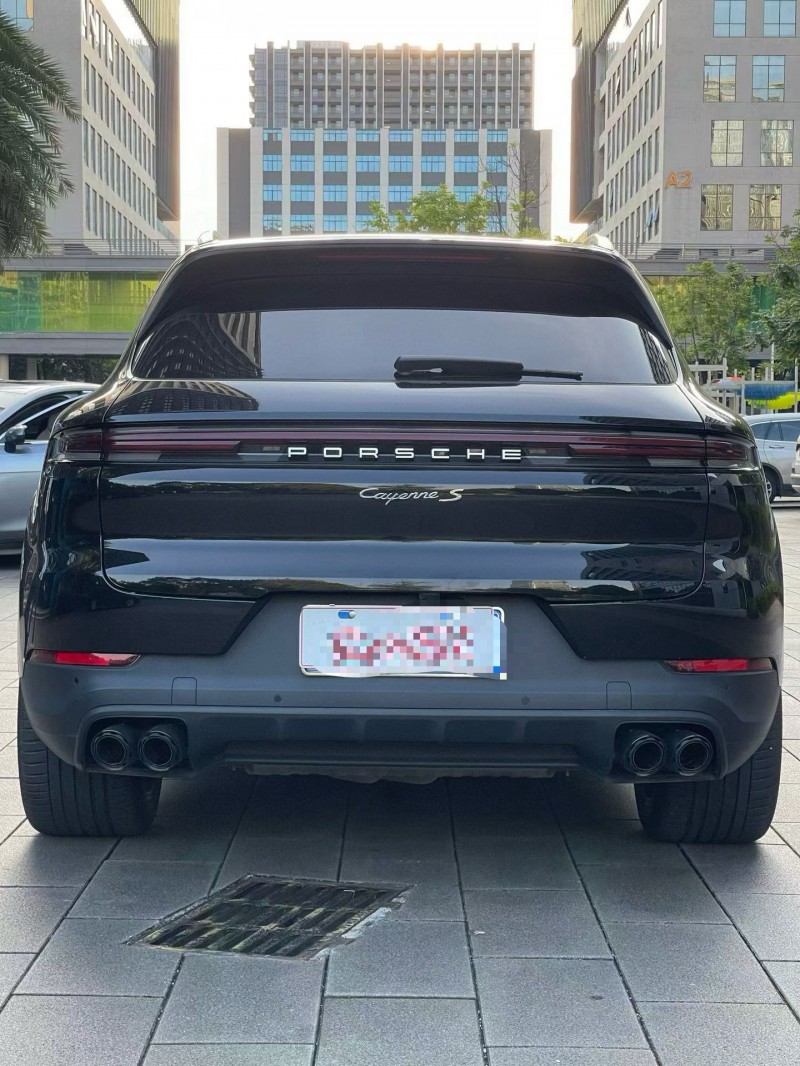 珠海24年保时捷卡宴8