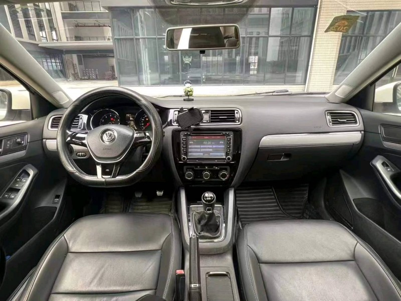 广州15年大众速腾8