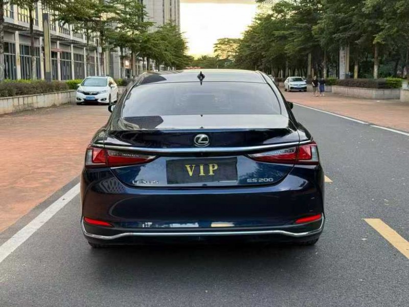 佛山23年雷克萨斯ES9