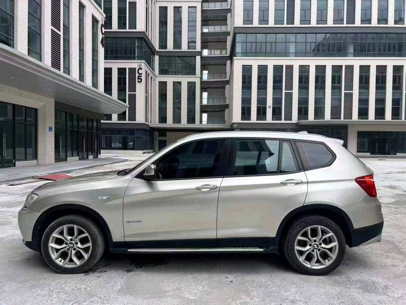 广州12年宝马X34