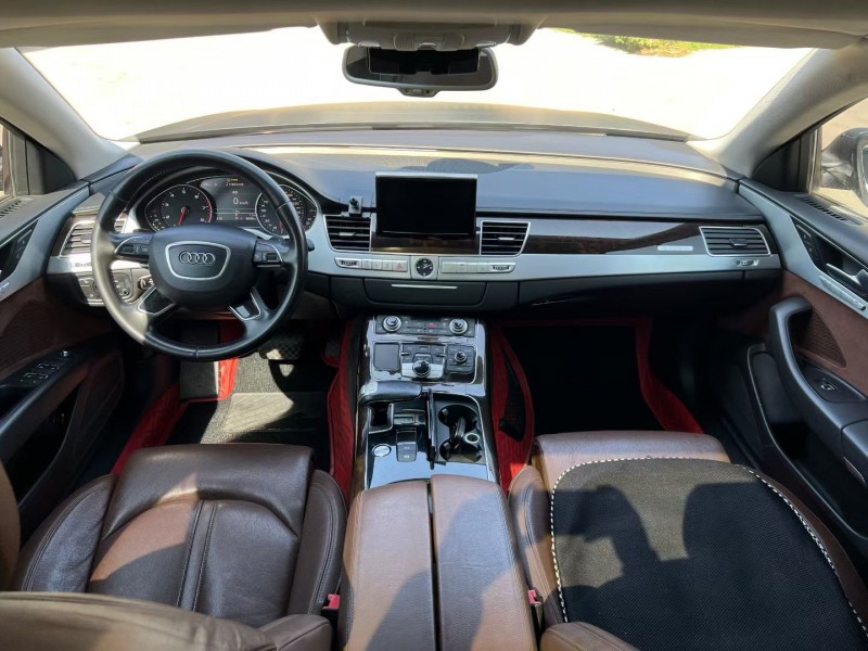 徐州15年奥迪A8L6