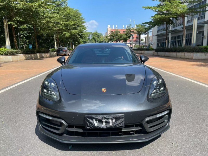 肇庆21年保时捷帕拉梅拉1