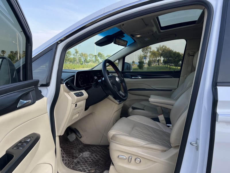 盐城21年别克GL84