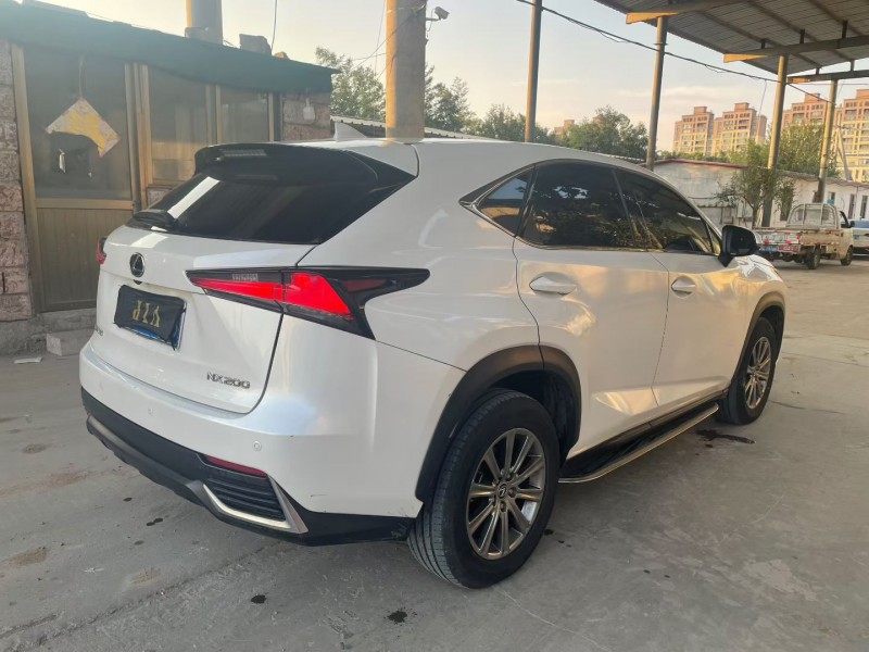 徐州20年雷克萨斯NX5