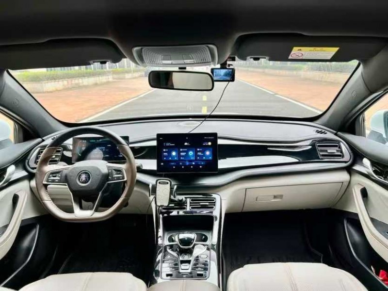 江门24年比亚迪秦4