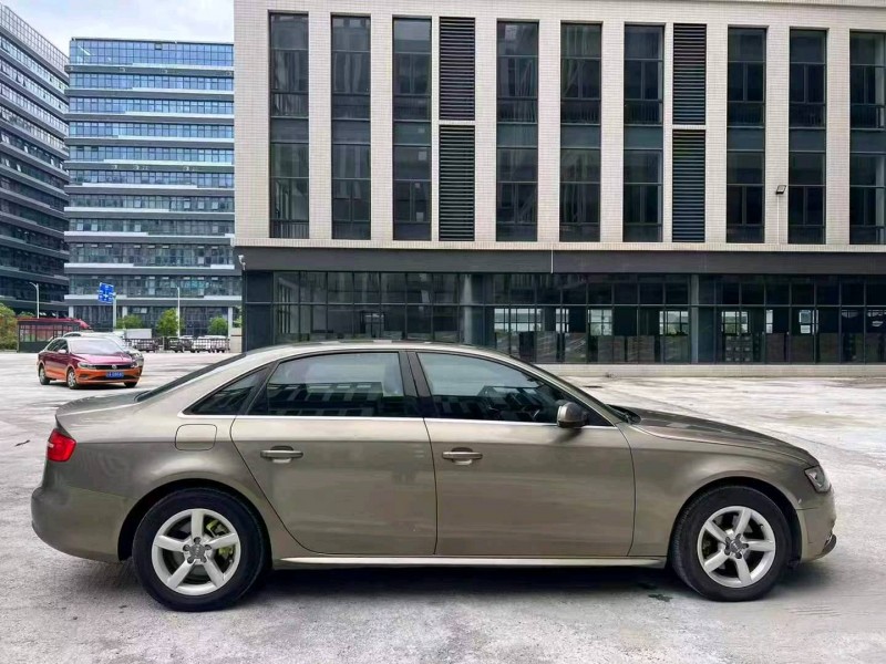 广州12年奥迪A4L6