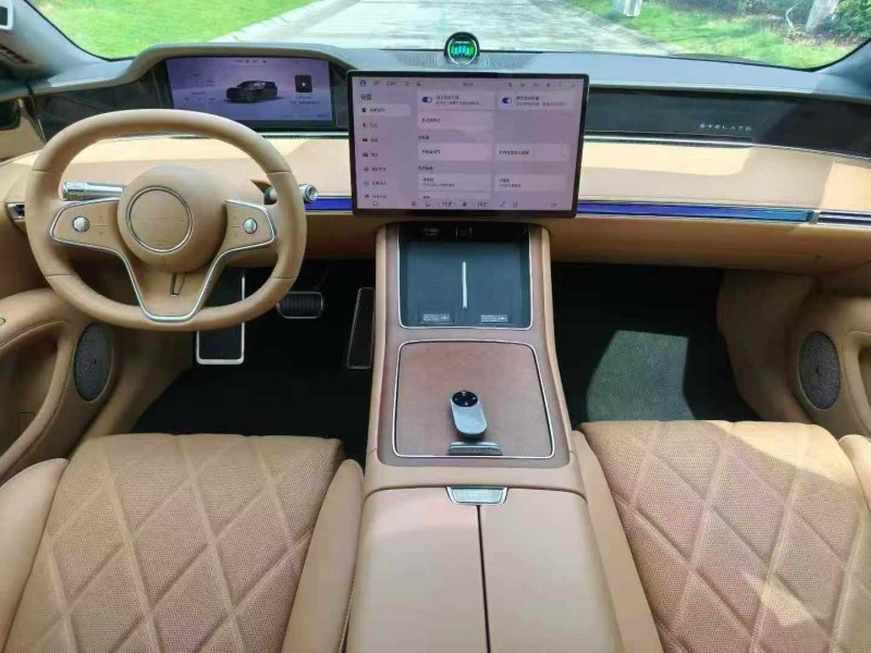 金华25年华为智选享界6