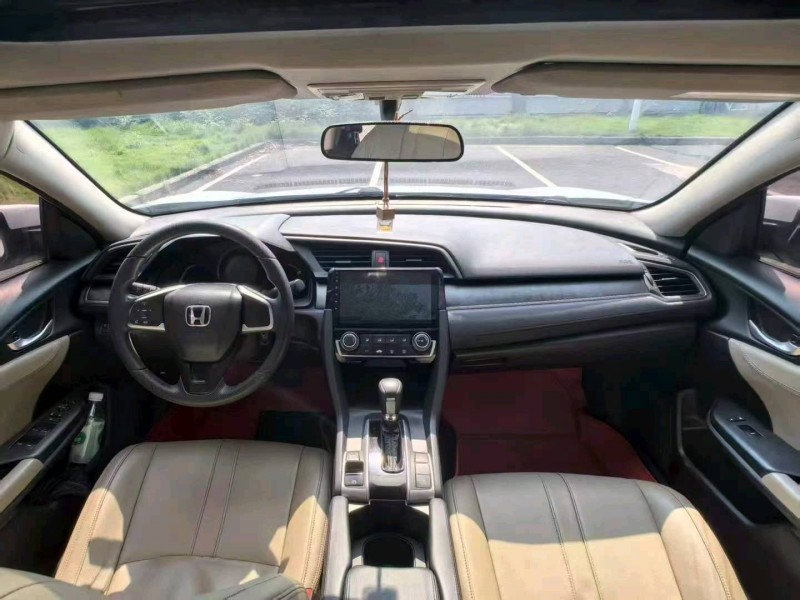 广州19年本田思域7