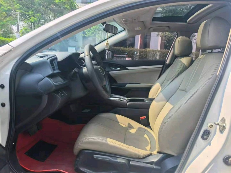 广州19年本田思域9