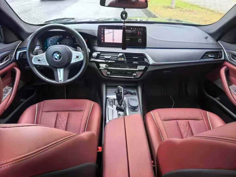 岳阳23年宝马5系4