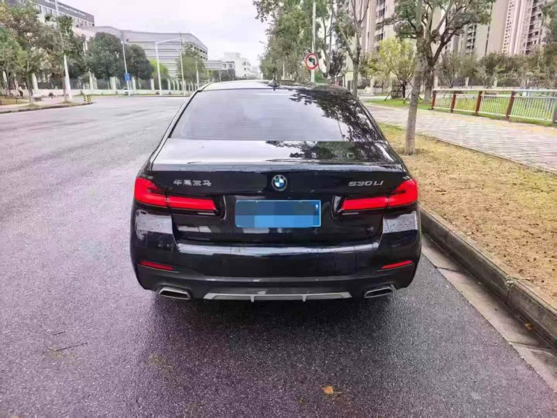 岳阳23年宝马5系8