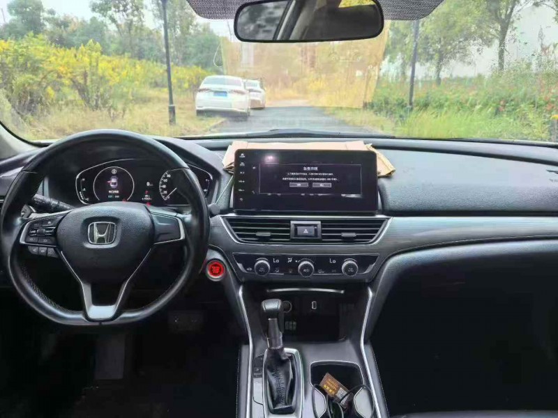 鄂州23年本田雅阁5