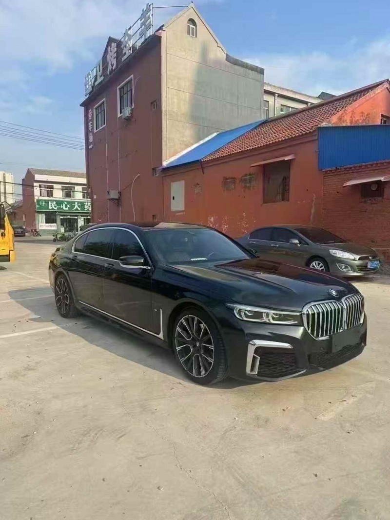 济南21年宝马7系2