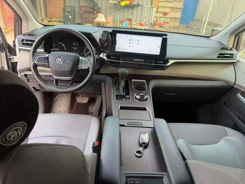 烟台24年丰田格瑞维亚4