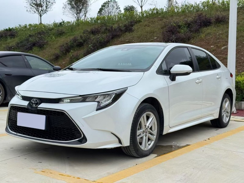 鄂州22年丰田雷凌2