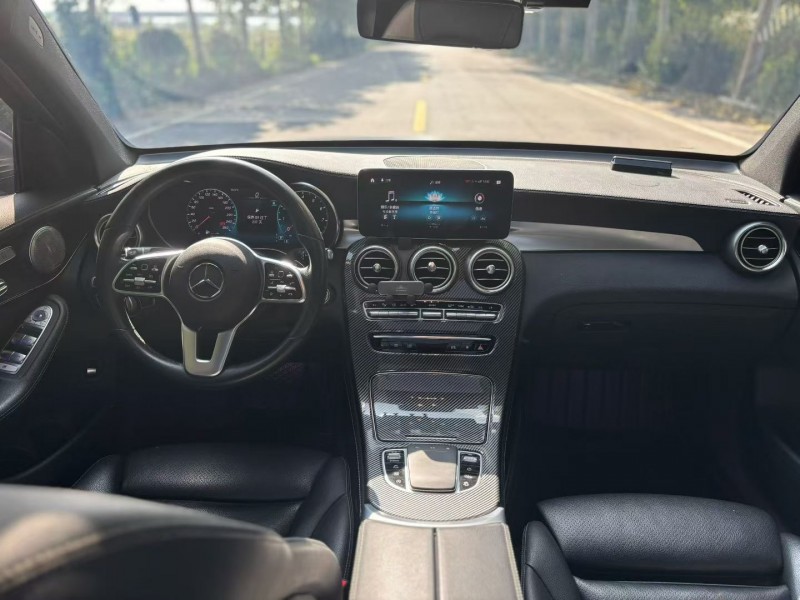 咸阳19年奔驰GLC5