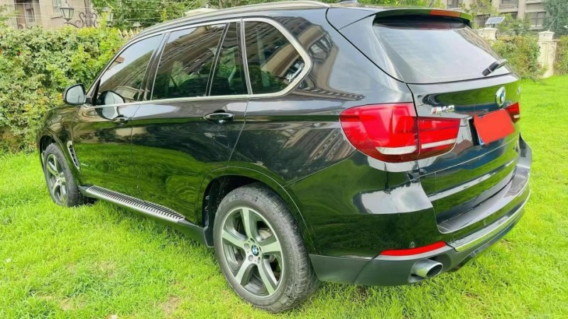 青岛17年宝马X54