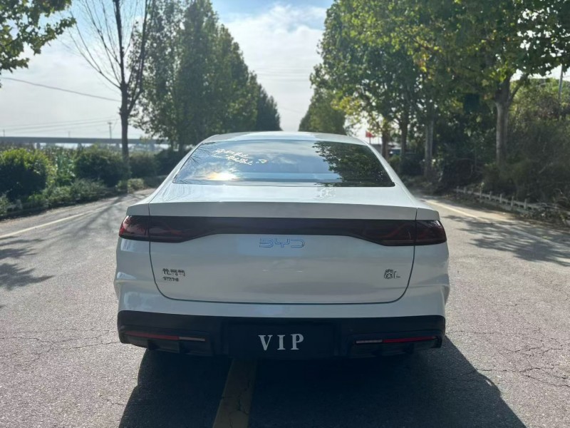 宝鸡25年比亚迪秦9