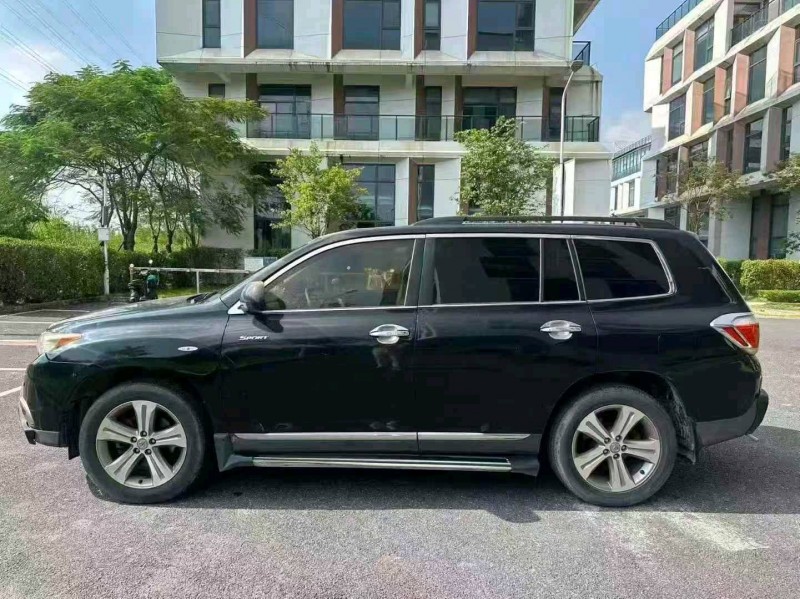 广州13年丰田汉兰达3