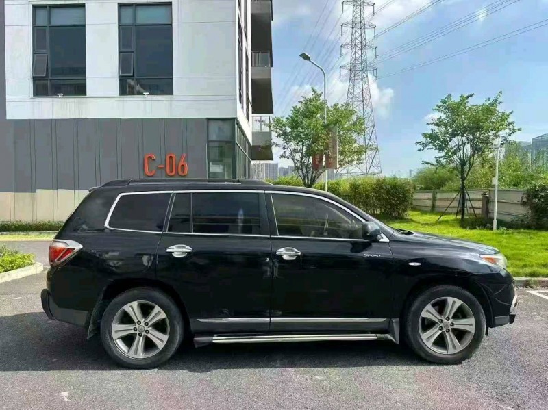 广州13年丰田汉兰达4