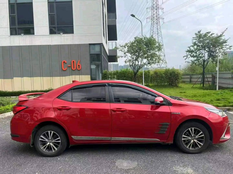 广州16年丰田雷凌6