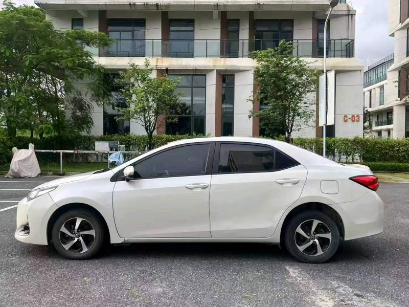 广州19年丰田雷凌4