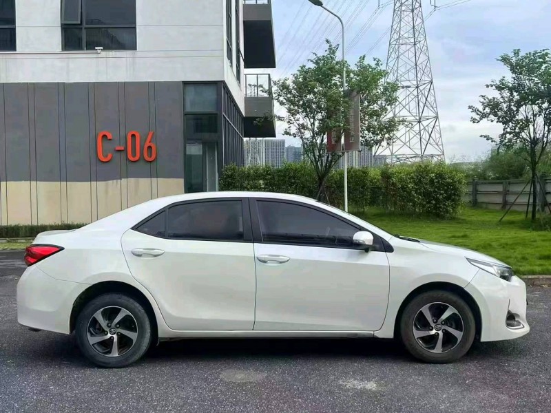 广州19年丰田雷凌6