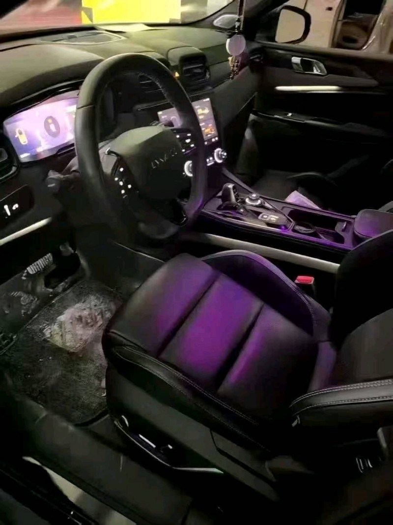 宁波22年领克025