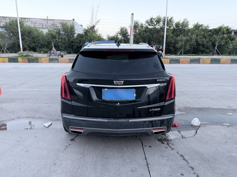 潮州20年凯迪拉克XT59