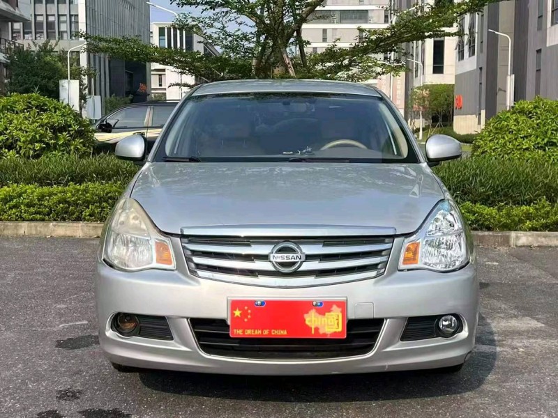 广州16年日产轩逸1