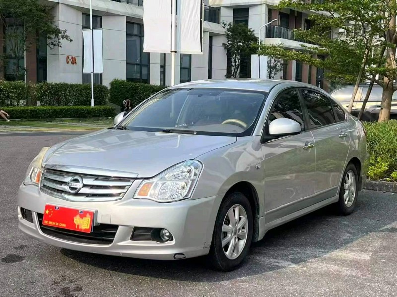 广州16年日产轩逸2