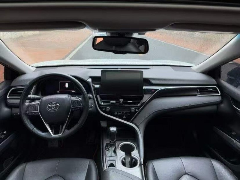 广州21年丰田凯美瑞3