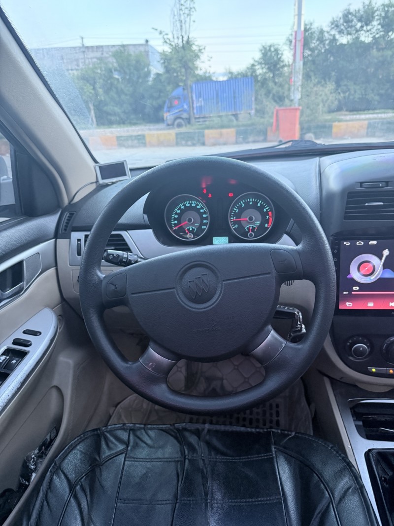 潮州11年别克凯越6