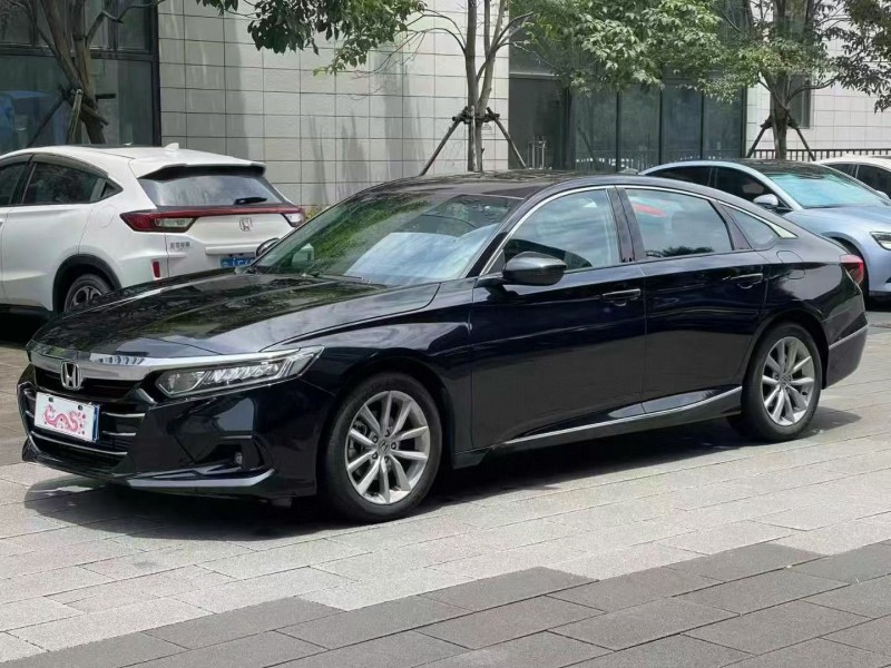 佛山23年本田雅阁2