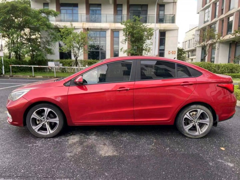 广州20年奇瑞艾瑞泽6