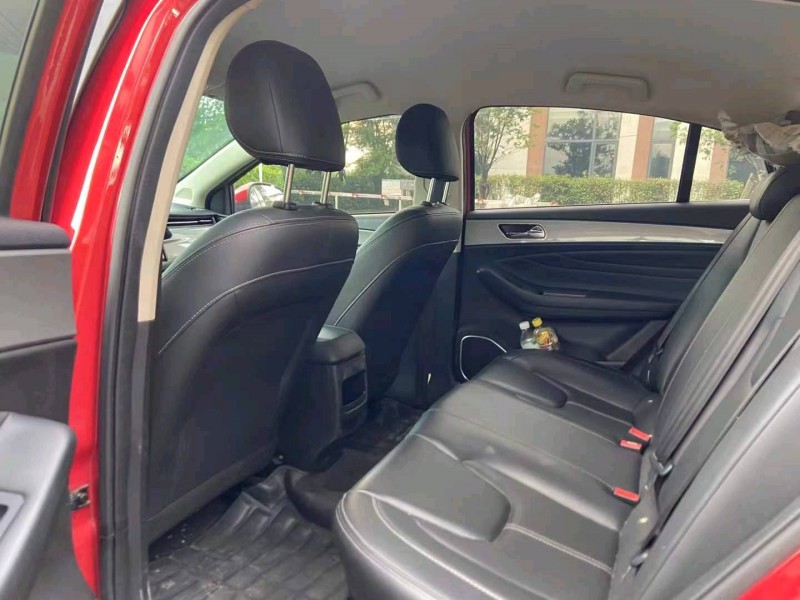 广州20年奇瑞艾瑞泽7