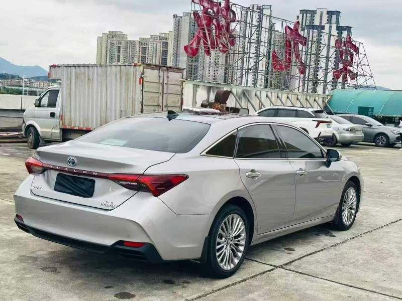 广州21年丰田亚洲龙7