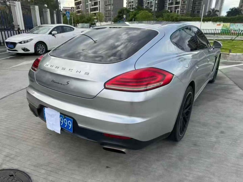 广州14年保时捷帕拉梅拉8
